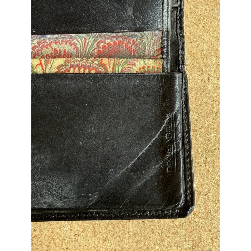 Dooney & Bourke Signature Leather Monogram 1975 Logo Continental Wallet Black‎